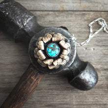 Load image into Gallery viewer, Golden Turquoise Bloom Necklace