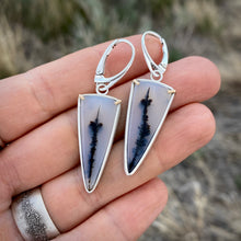 Load image into Gallery viewer, Twisted Pine Earrings